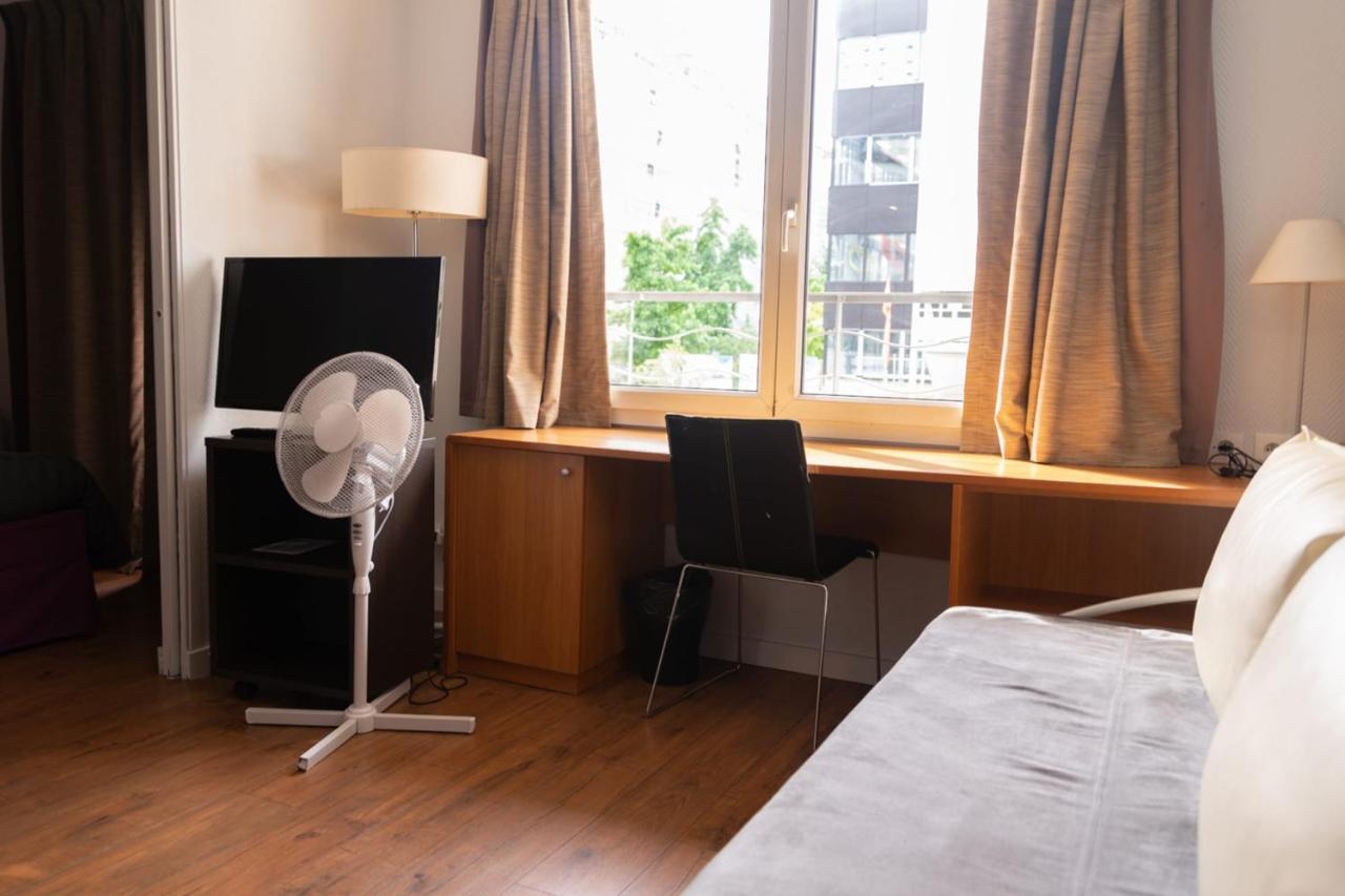 Confortable Apartment Near Porte De Versailles Issy-les-Moulineaux Exterior foto
